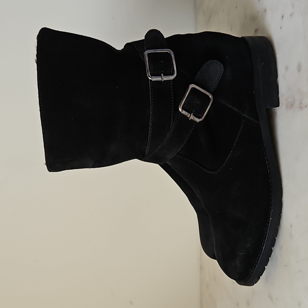 MANOLO BLAHNIK: Black Nubuck Suede Shearling Ankle Boots